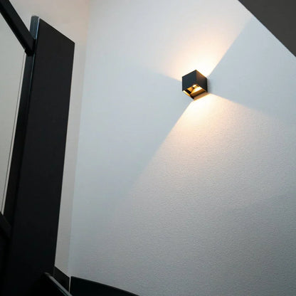 Skorter | Luxe Wireless Rechargeable Wall Light – Motion Sensor & Warm LED Lighting (2700K)