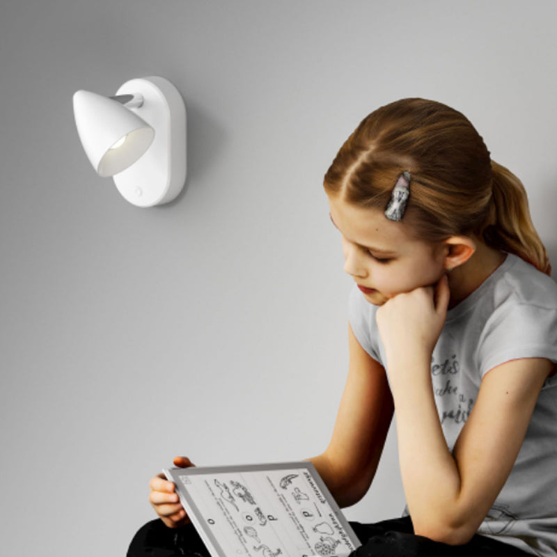 Skorter | Battery Wall Light With Remote Control