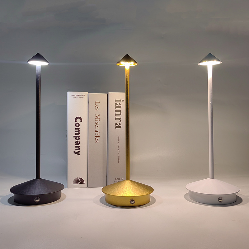 Skorter | Arrow Thread Lamp