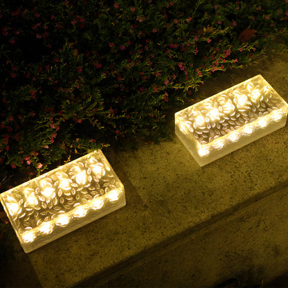 Skorter | Solar Backstein Lamps for Modern Outdoor Ambiance