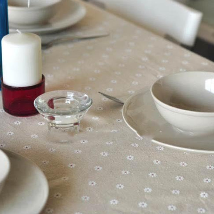 Skorter | Daisy Print Cotton Linen Tablecloth
