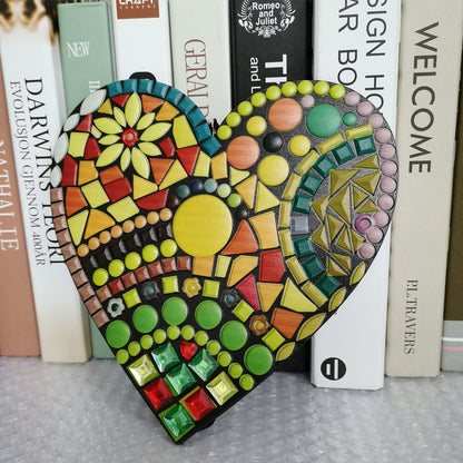 Skorter | Large Garden Mosaic Heart Decoration