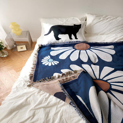 Skorter | Cozy Daisy Woven Throw