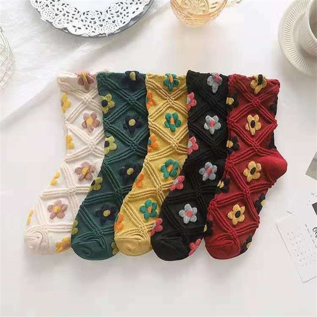 Skorter | 5 Pair Vintage Flower Embroidery Socks