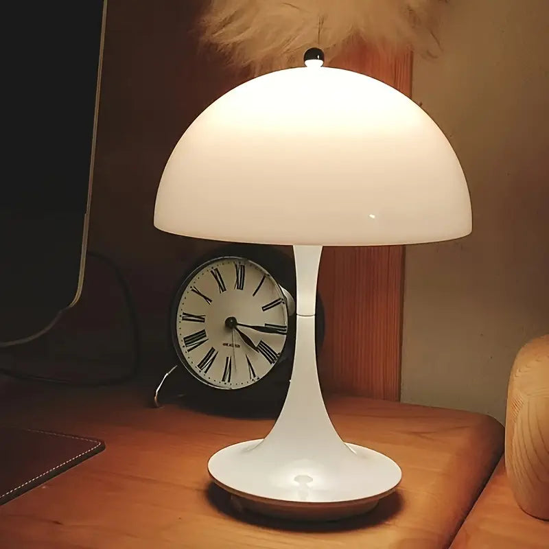 Skorter | NordGlow | Luxurious and Modern Table Lamp