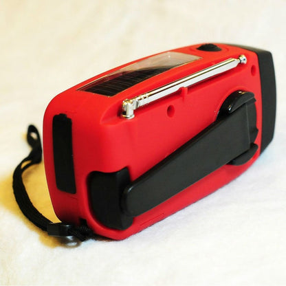 Skorter | Solar hand crank USB charger radio flashlight
