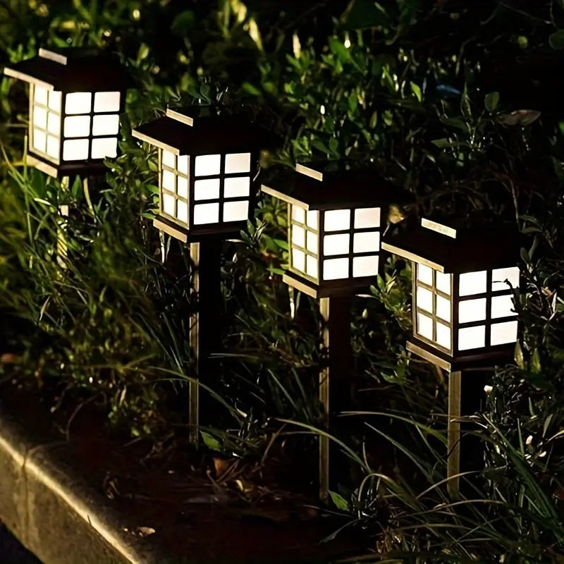 Skorter | Solar Garden Lights in Lantern Style – Waterproof LED Path Lighting for Outdoor Areas