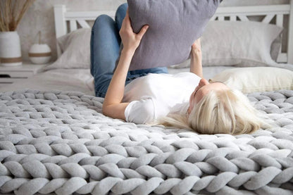 Skorter | Chunky Knit Blanket