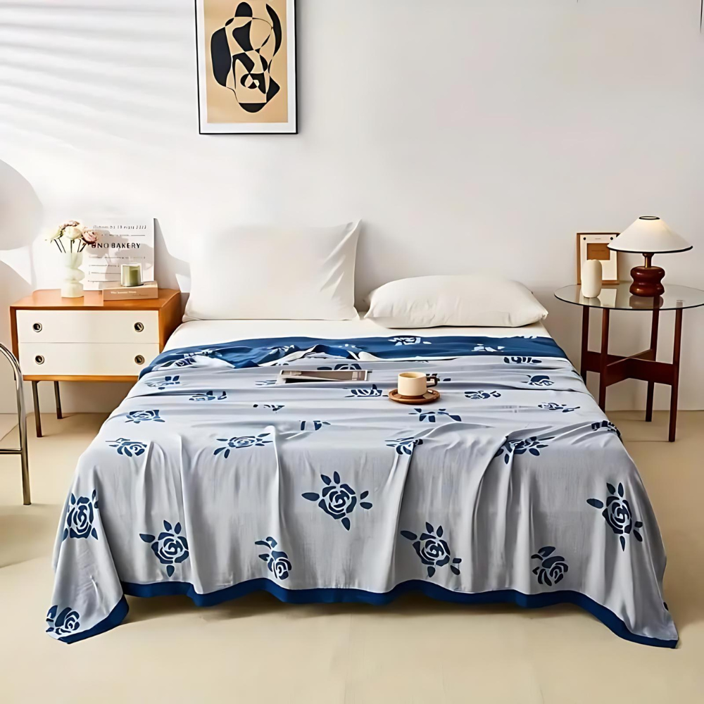 Skorter | Bamboo Fiber Rose Cooling Blanket
