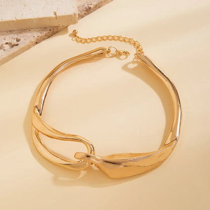 Skorter | Fluid Charm Necklace