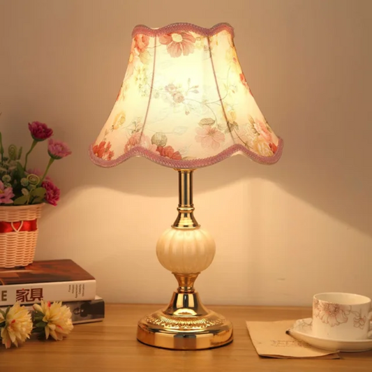 Skorter | Quixy – Vintage Scandinavian Table Lamp for Bedroom or Living Room