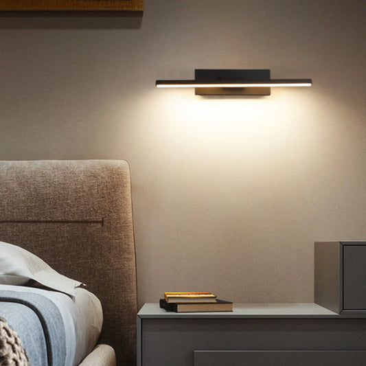 Skorter | Edge Modern Dimmable Wall Lamp Black/White Bedroom Metal Silicone