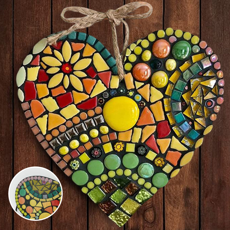 Skorter | Large Garden Mosaic Heart Decoration