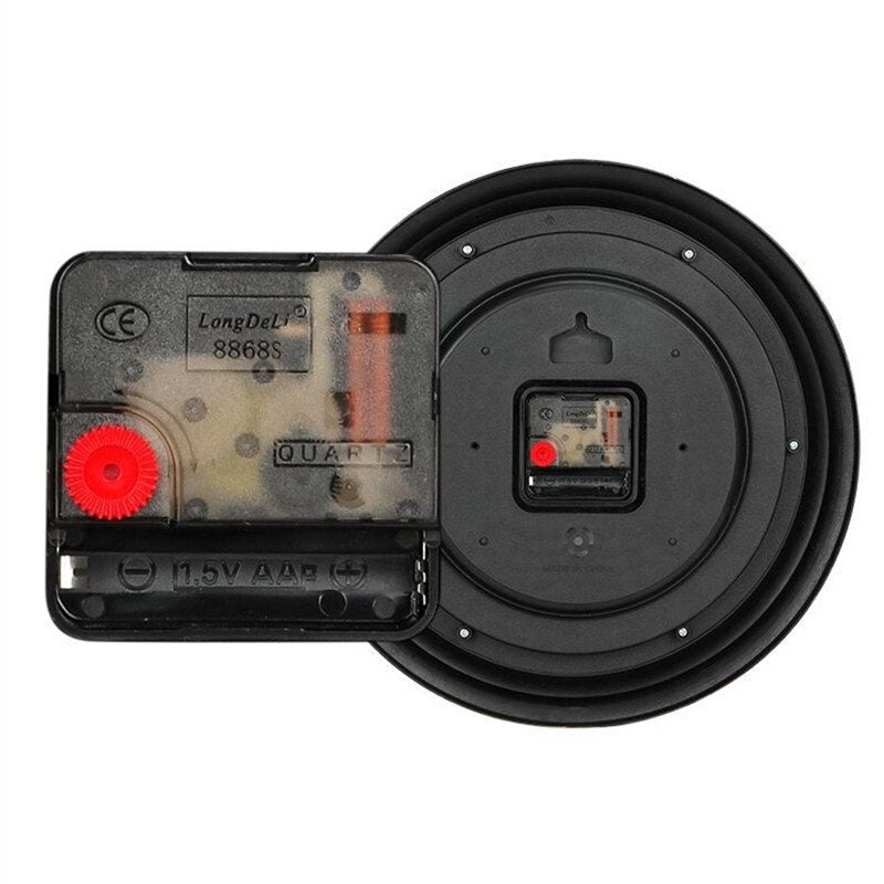 Skorter | Vintage Tree Look Wall Clock