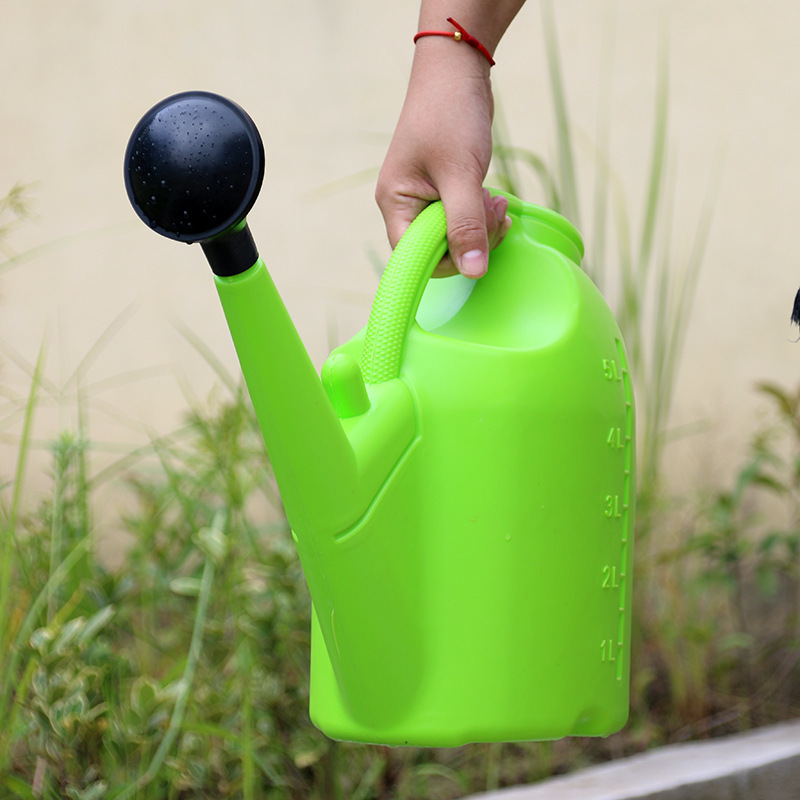 Skorter | Watering can with large capacity and long spout for precise watering and plant care