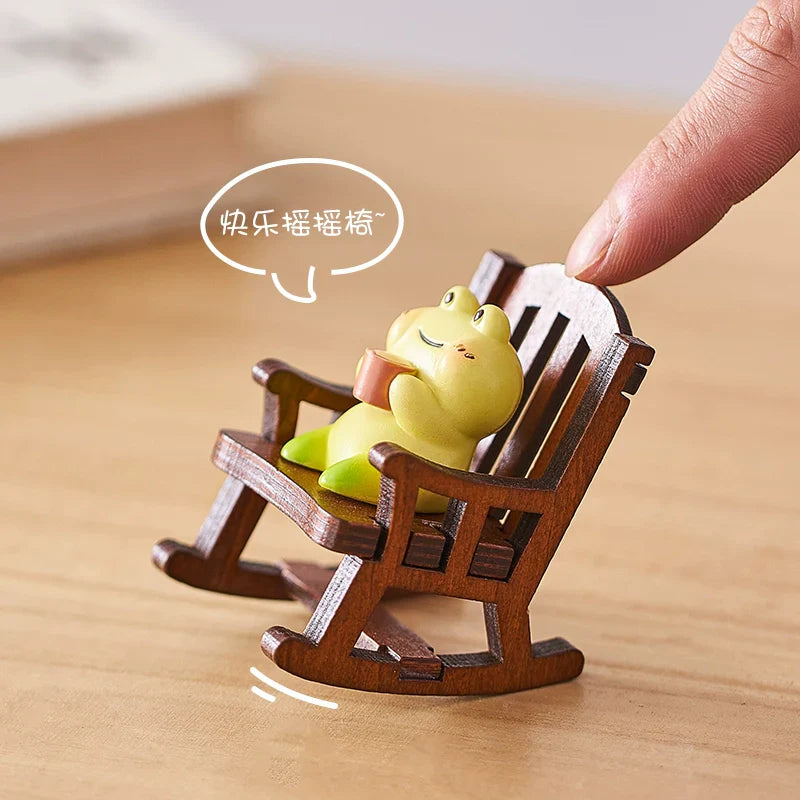Skorter | Cute Stress-Relief Desk Decor: Mood-Boosting Office Trinket for Gals
