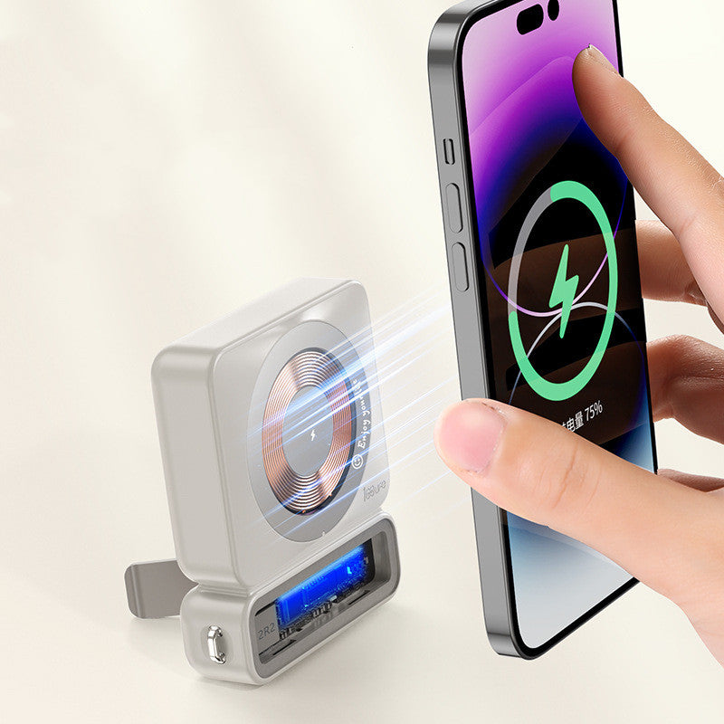 Skorter | 10000mAH Large Capacity Magnetic Charging Power Bank