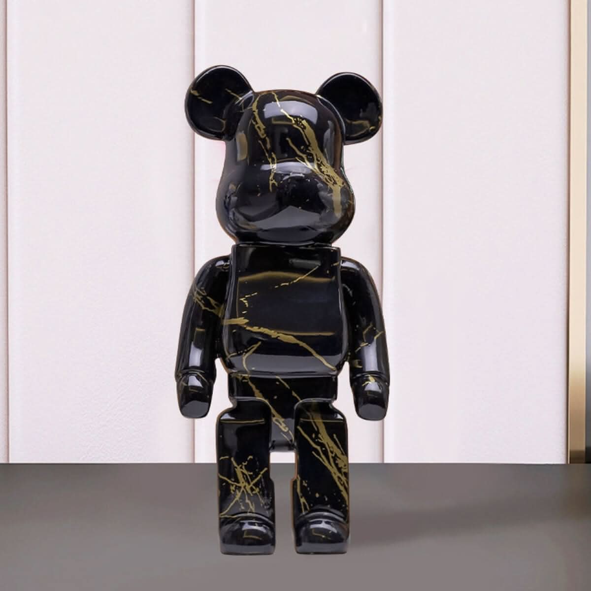 Skorter | Bear Street Art Resin Decor Figure