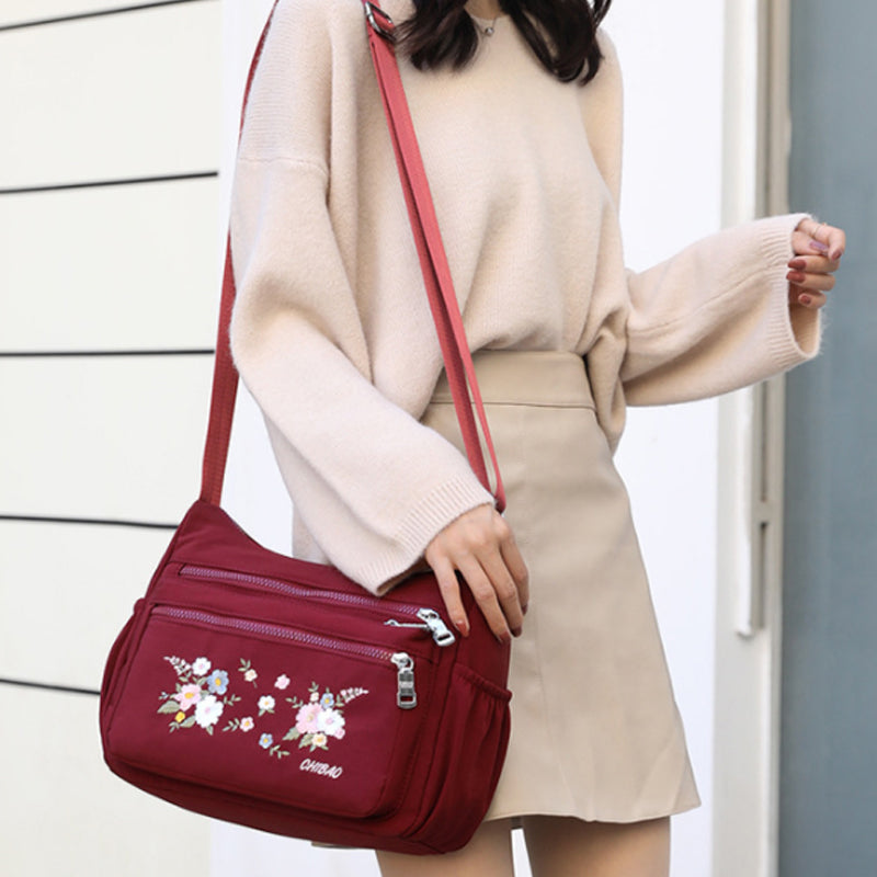 Skorter | Embroidered Flower Shoulder Bag