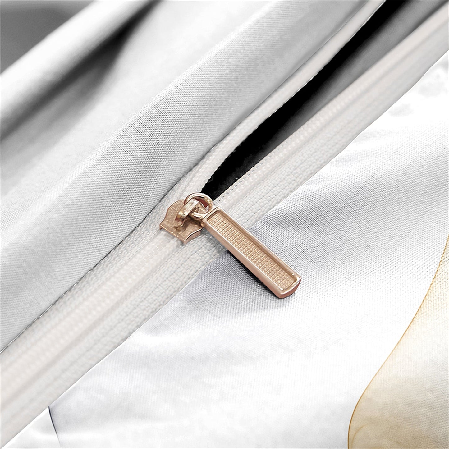 Skorter | ColorWhirl - Lively Artistic Bed Set