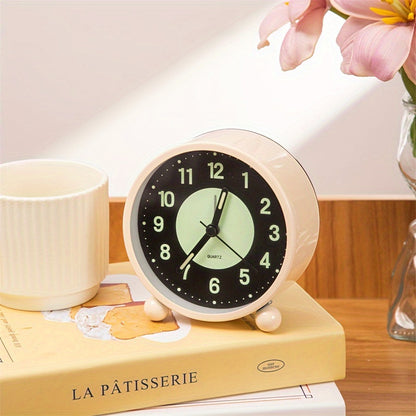 Skorter | EleganceMetal - Chic Metal Alarm Clock with Soft Night Light
