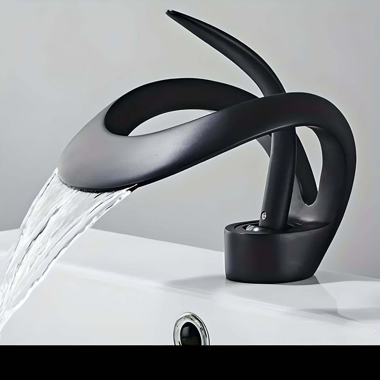 Skorter | AquaGleam – Minimalist Bathroom Basin Tap