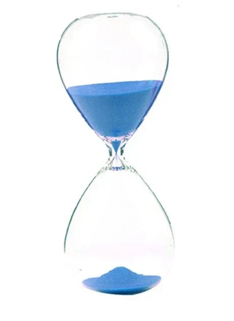 Skorter | Creative transparent hourglass made of glass