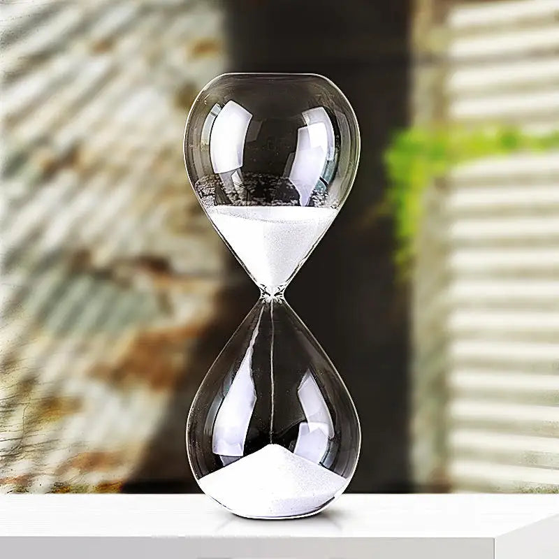 Skorter | Creative transparent hourglass made of glass