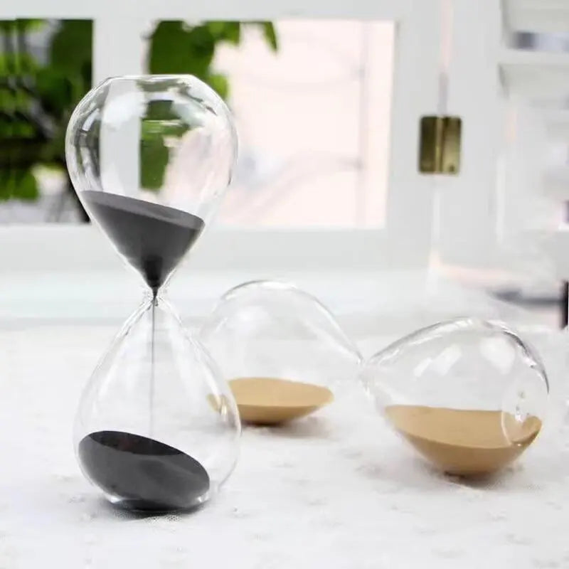 Skorter | Creative transparent hourglass made of glass