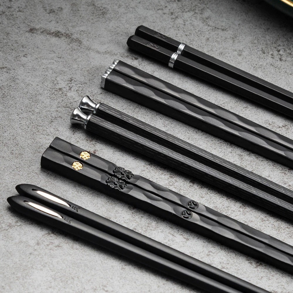 Skorter | DineLux – Luxurious Chopstick Set with Refined Designs (5 Pairs)