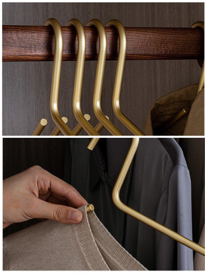 Skorter | 5 pieces of hangers made of solid matte gold/silver │ Seamless wardrobe organizer made of metal