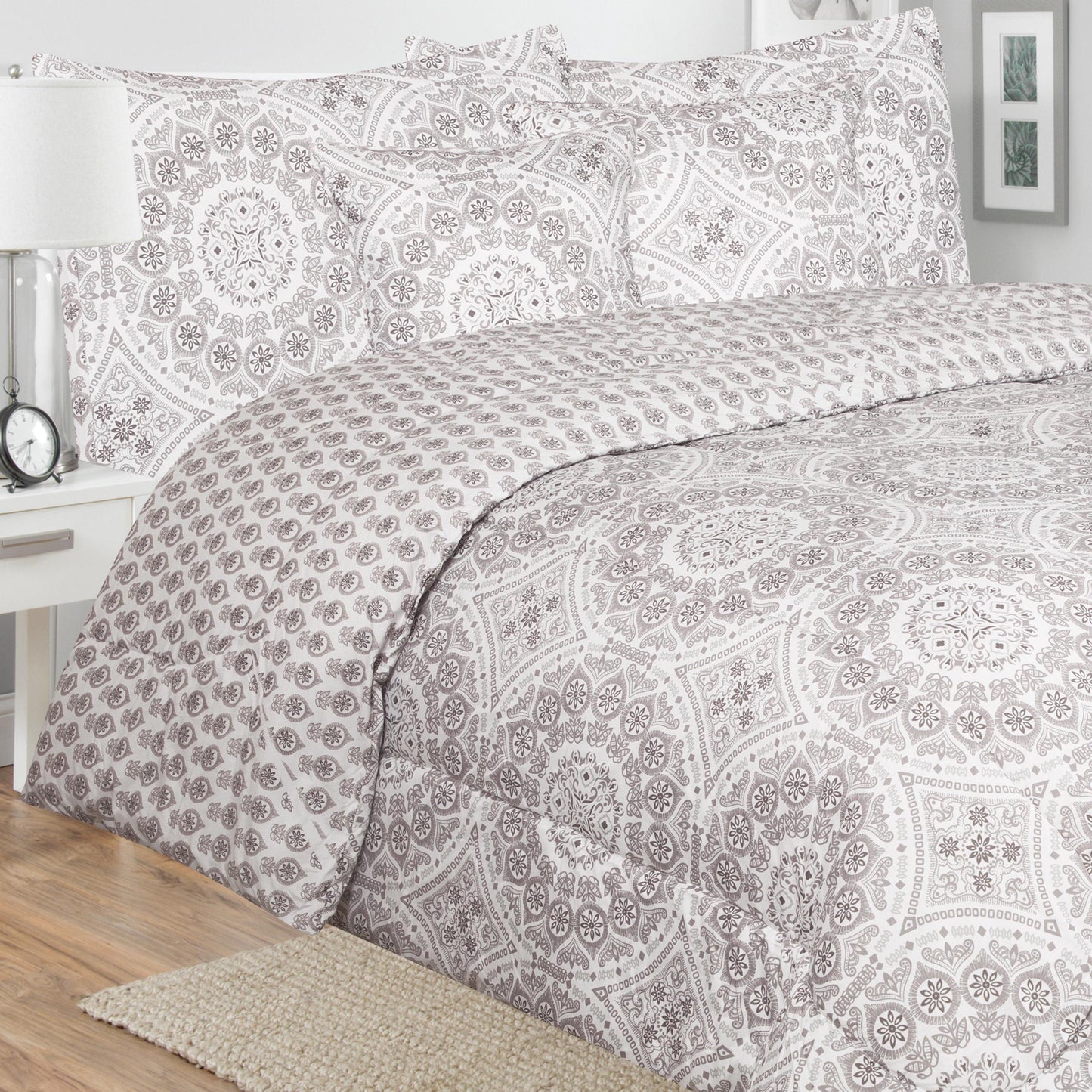 Skorter | 5-Piece: Padded Bedding Set