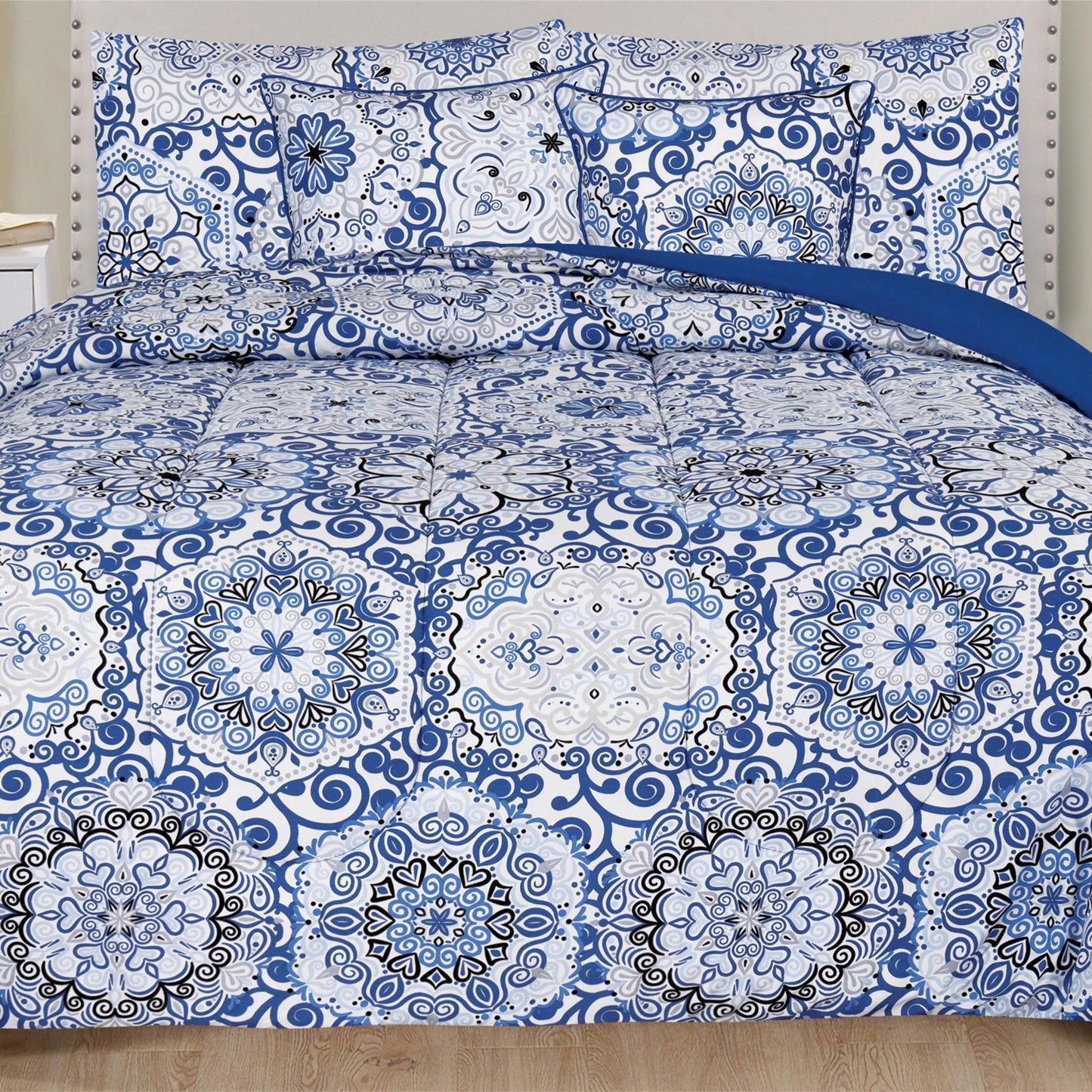 Skorter | 5-Piece: Padded Bedding Set