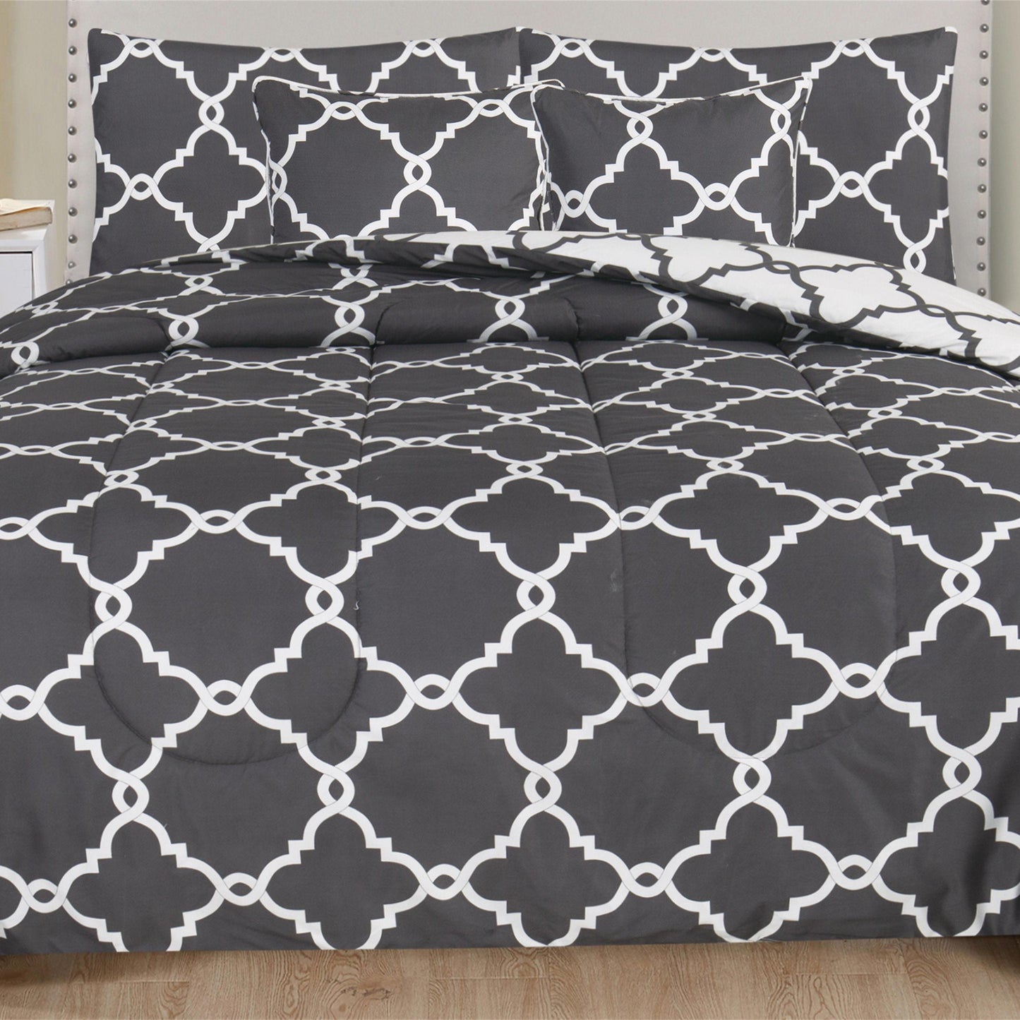 Skorter | 5-Piece: Padded Bedding Set