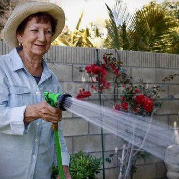 Skorter | 50ft Lightweight Expandable Garden Hose (w/ Hose Nozzle)