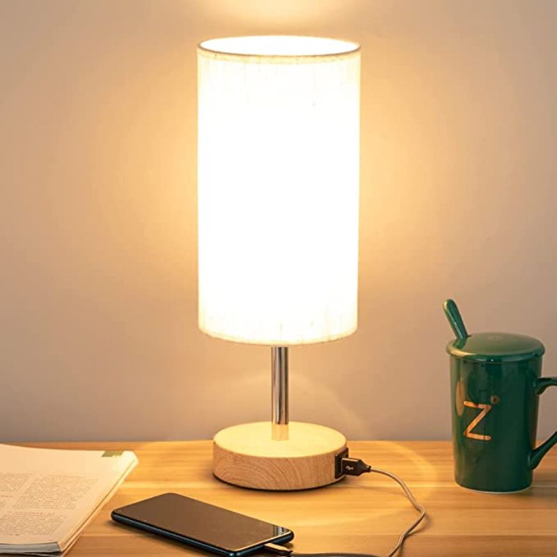 Skorter | Touch Control Table Lamp - Table lamp with USB ports and 3-way dimmable flaxen shade