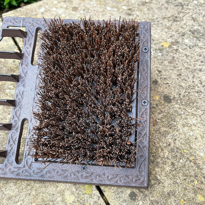 Skorter | Cast Iron Boot Jack, Scraper And Grate