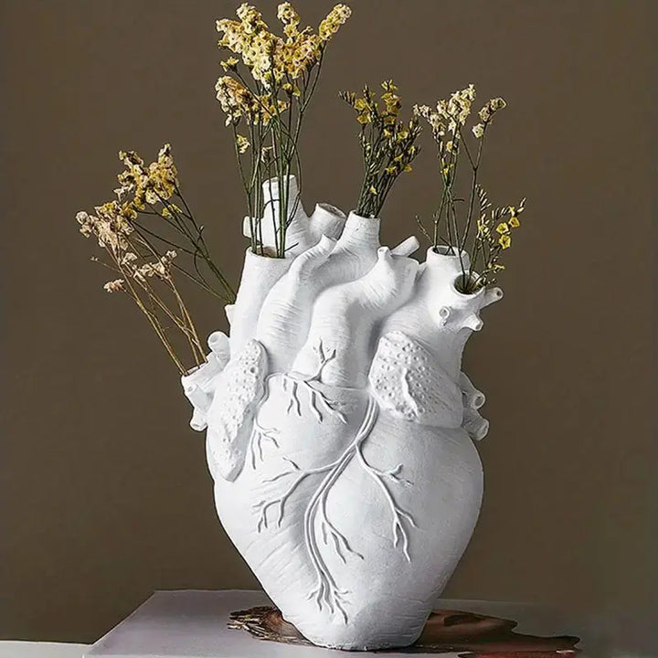 Skorter | Dorsø - Ceramic Heart Vase
