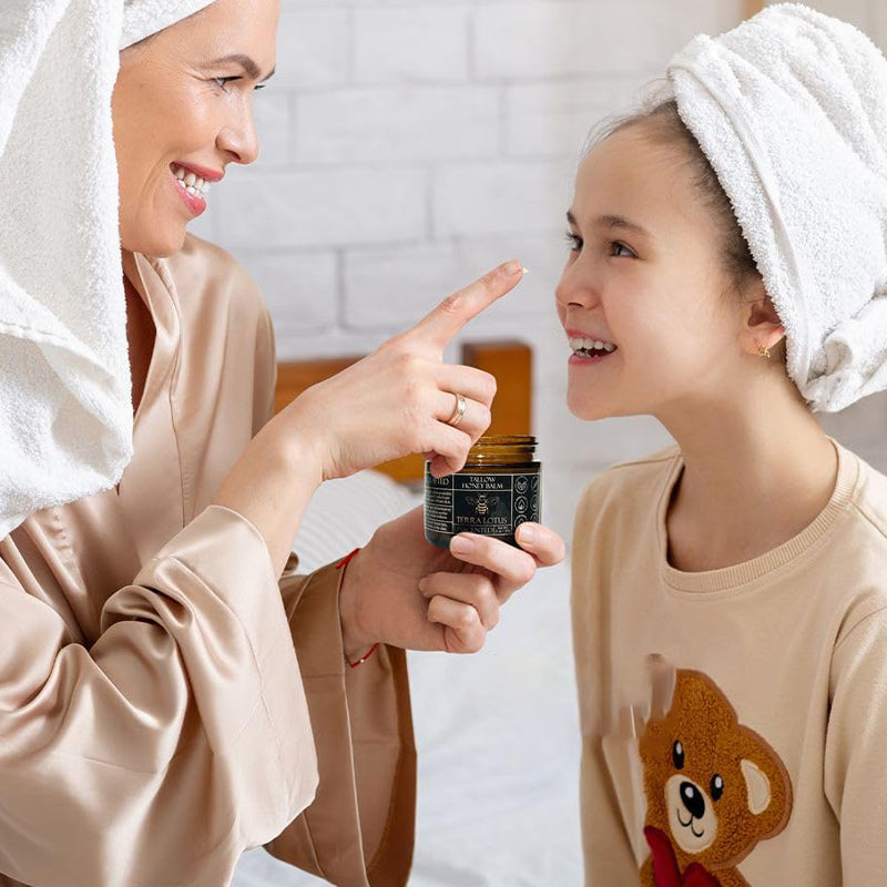 Skorter | Beef fat beeswax and honey face cream