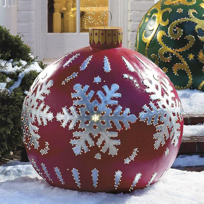 Skorter | Christmas Ball Outdoor Decorated