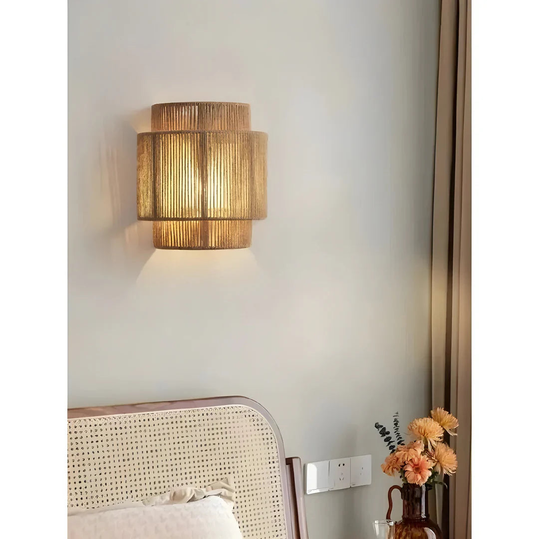 Skorter | Modern Braided Rattan Wall Lamp