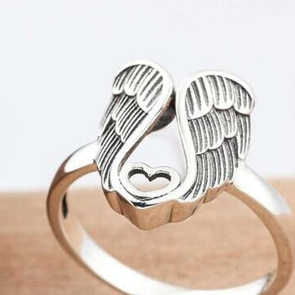 Skorter | Angel Love Heart Ring