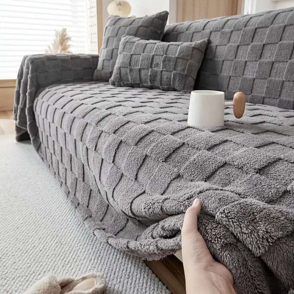 Skorter | Checkered Plush Velvet Sofa Cover