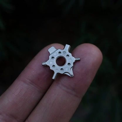 Skorter | Cool 4-in-1 Pry Tool & 6-in-1 Screwdriver Titanium Bead Chain