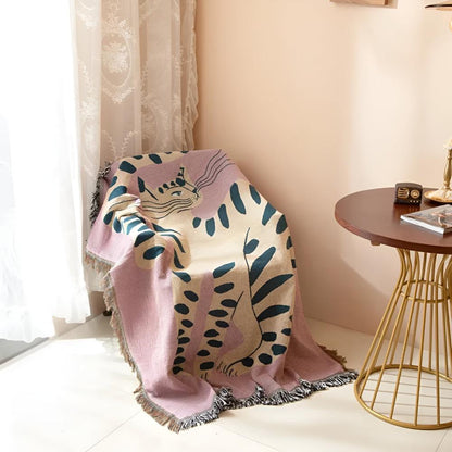Skorter | Artful She Tiger Throw Blanket