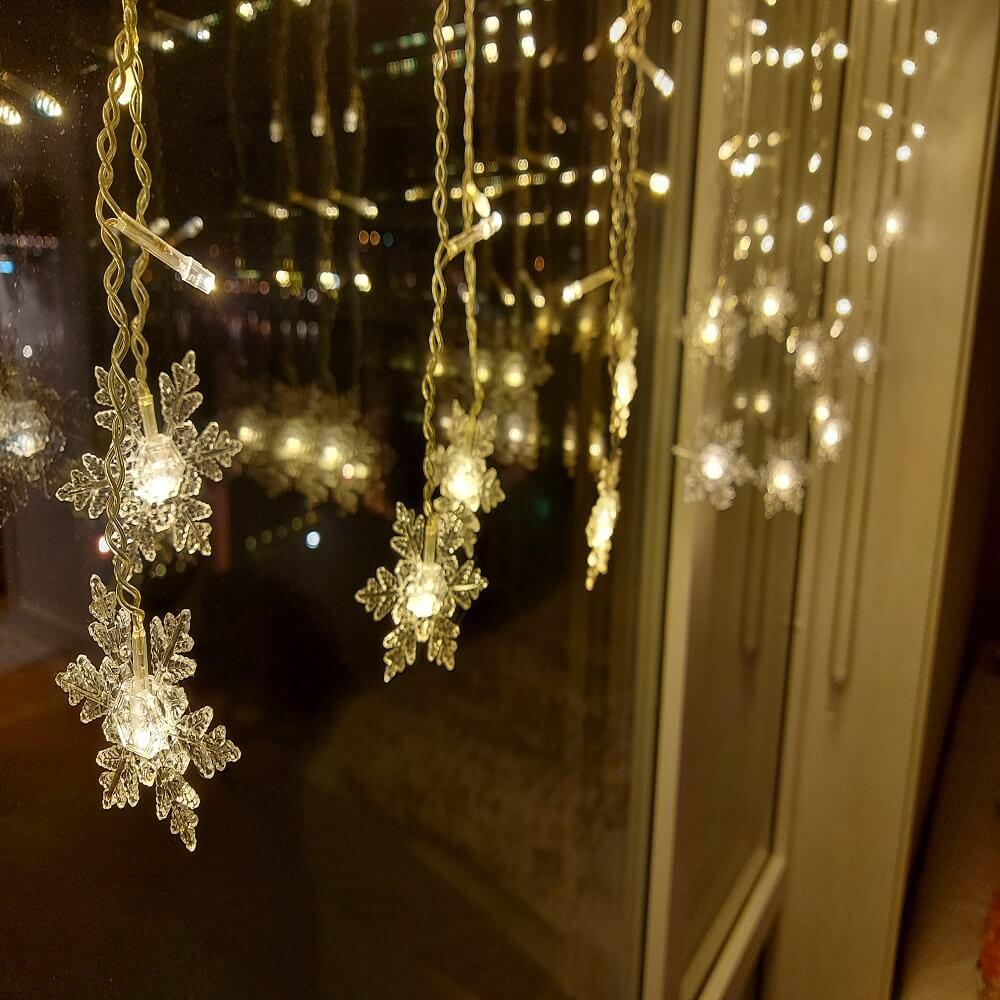 Skorter | Curtain Snowflake LED String Lights