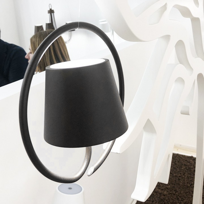Skorter | Emptyoo - Stylish Pendant Light for a Modern Interior