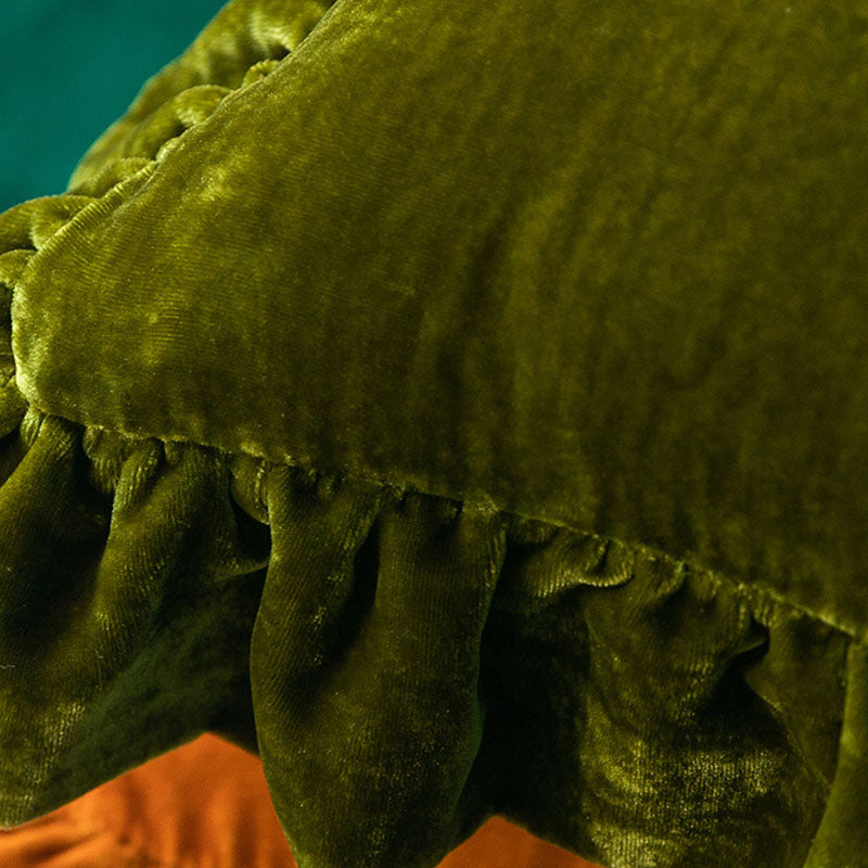 Skorter | Suede Solid Color Pillowcase with Ruffled