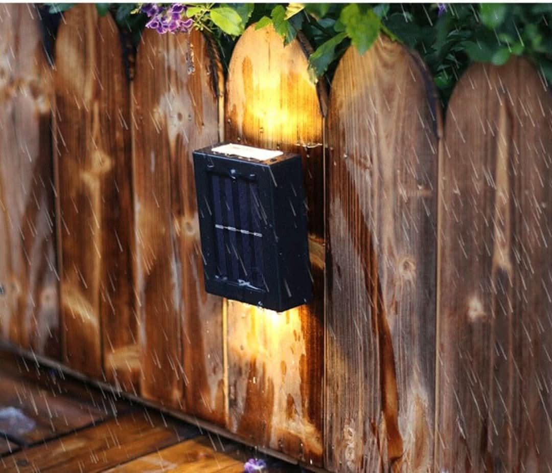 Skorter | Solar Powered Outdoor Terrace Wall Lamp