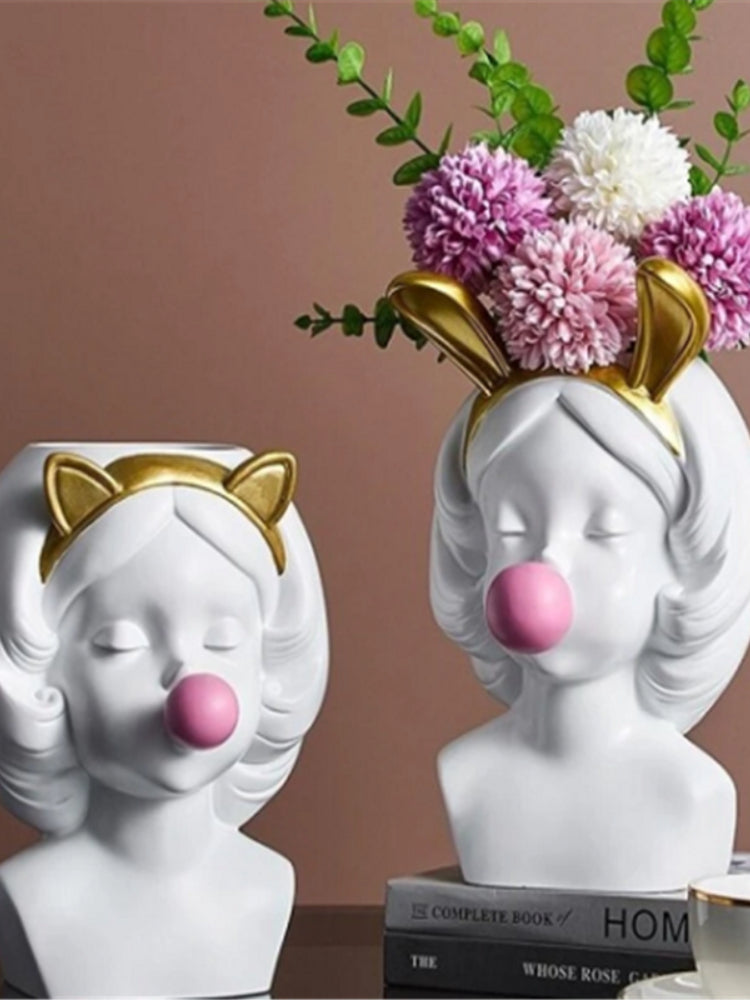 Skorter | Cute Bubblegum Girl Ceramic Face Vase